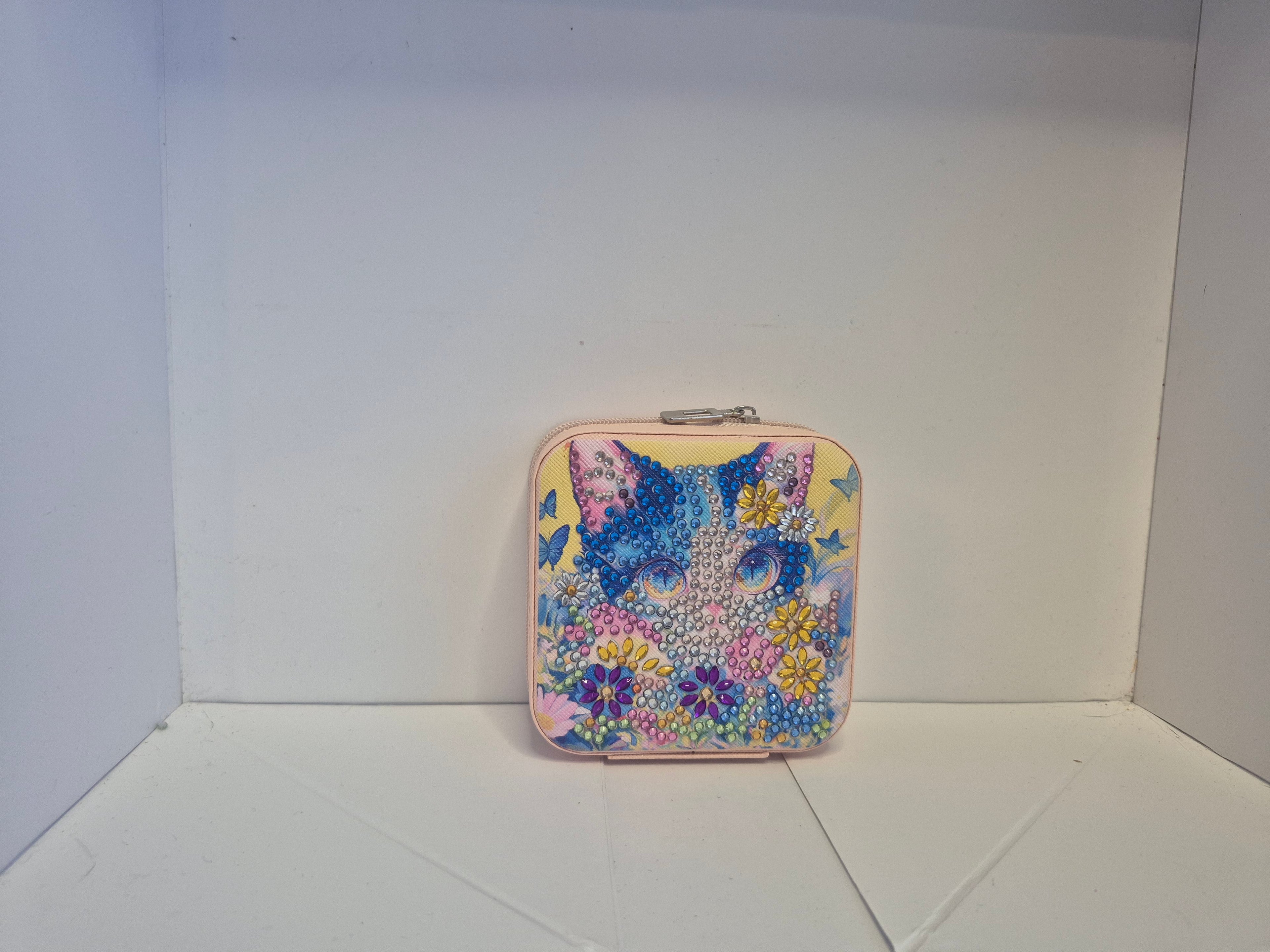 cat among flowers jewelery box Seahorse Creations AU