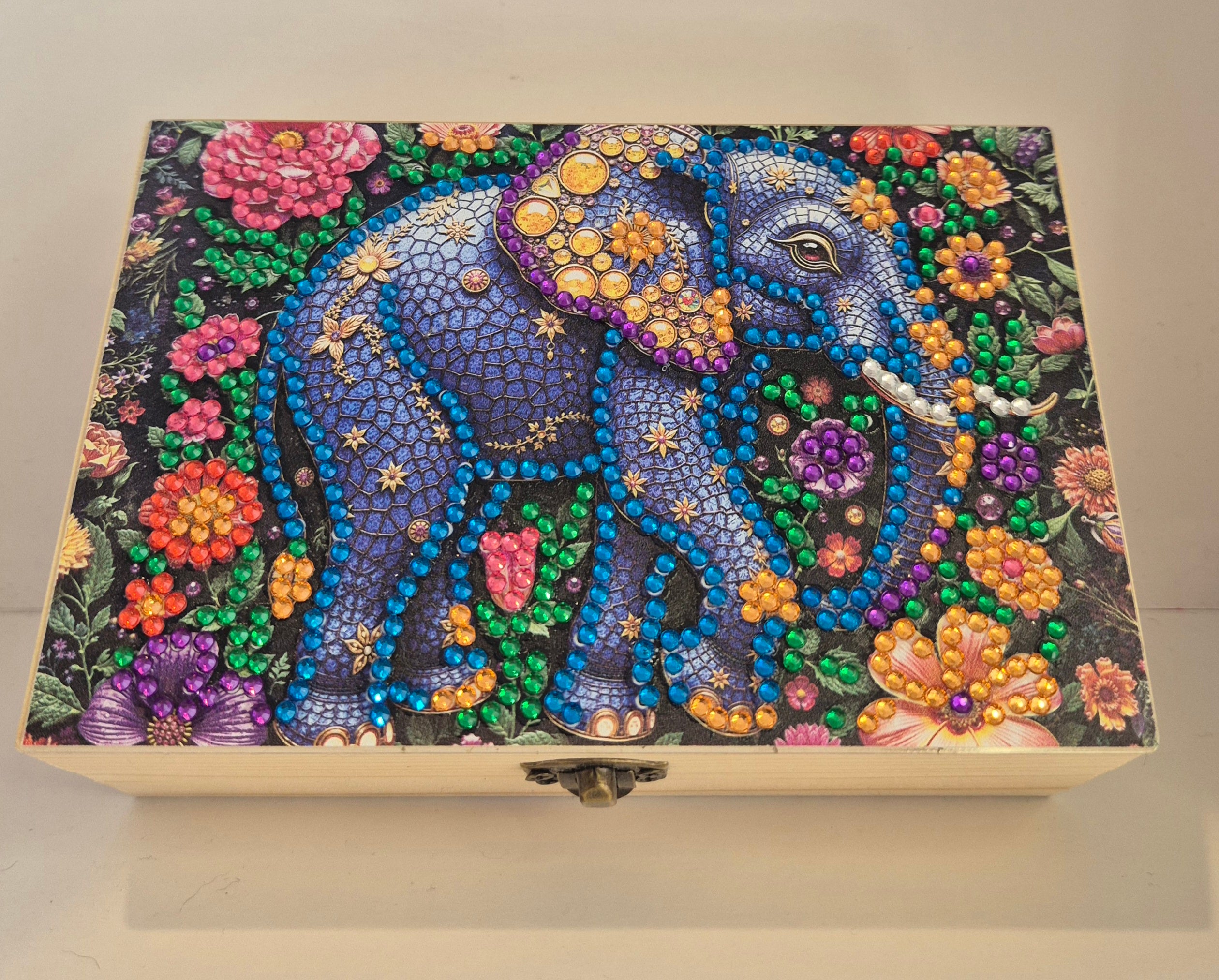 Elephant Box Seahorse Creations AU